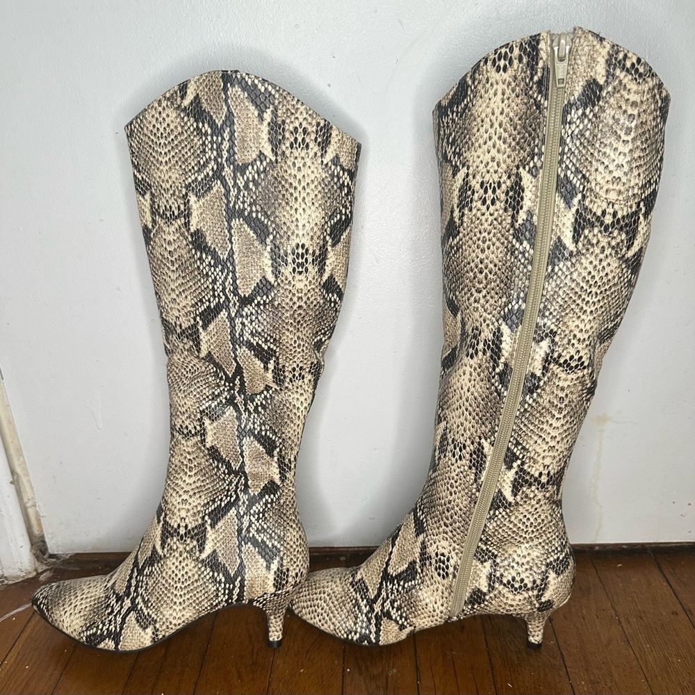 Women’s Snake Print Knee High Boots with Kitten Heel and Side Zipper